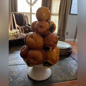 Vintage Italian, ceramic fruit, pyramid featuring oranges. In great condition.